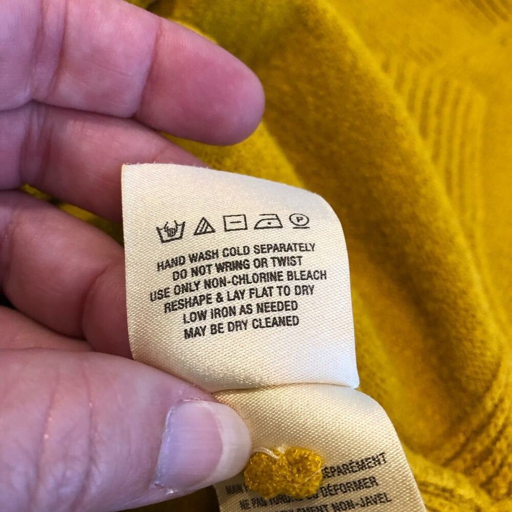 Anthropologie gold mustard yellow v neck sweater size Extra Small XS - Picture 10 of 15